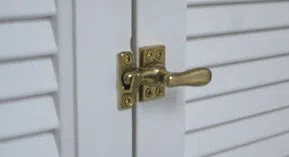 Town Center Locksmith Shop Everett, MA 617-580-9101 - 9-Garage-Door-Locks